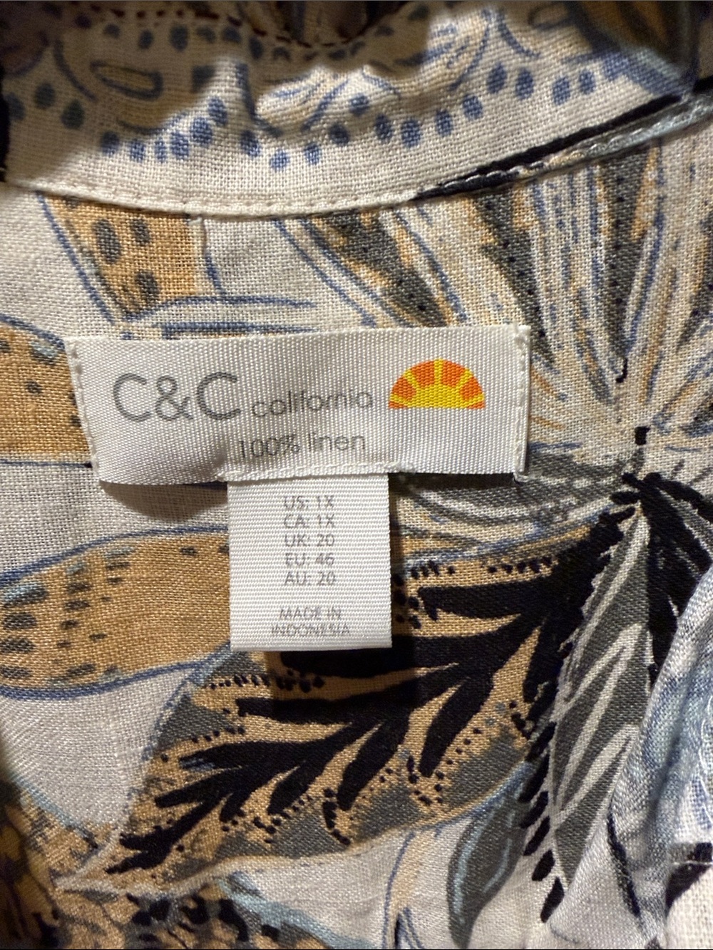 C&C California Sleeveless Linen Midi Dress in Cream, Black and Tan 1X - Picture 2 of 6